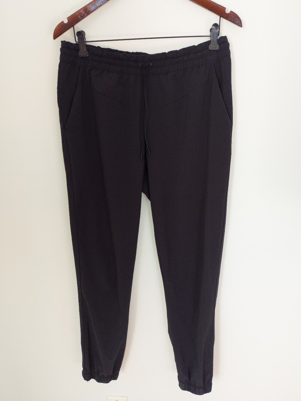 INDYEVA Lastik Jogger Pants Black Lightweight Travel Hiking Activewear Size L